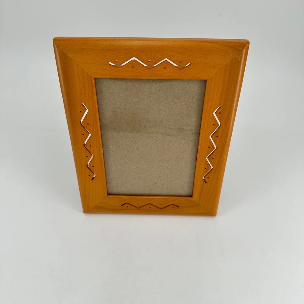 Fetco Handcrafted Wood 5x7 Picture Frame Honey Brown Zigzag Cutout Geometric